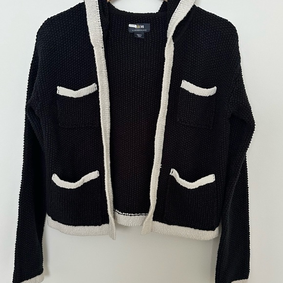 Anthropologie Maeve Two Toned Cardigan with Hood - Picture 4 of 10